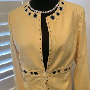 Size 6 Yellow jacket